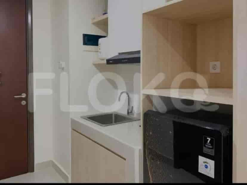 APA5f037 17th Floor | Furnished 1BR Apartment for Sale, Cikarang 3