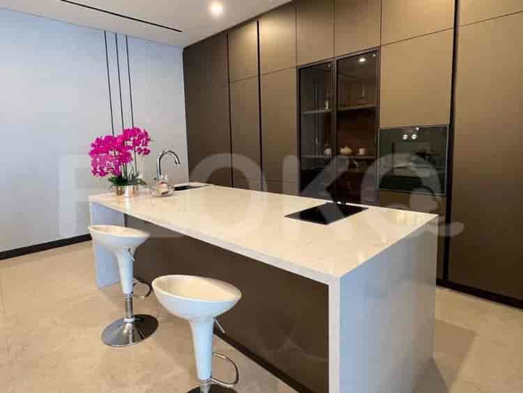 Tipe 3 Kamar Tidur di Lantai Menengah untuk disewakan di The Pakubuwono Menteng Apartemen - fme820 3