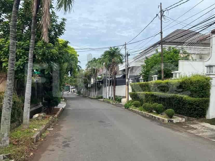 912 sqm, Land for Sale in Jl Tosiga, Kebon Jeruk 3