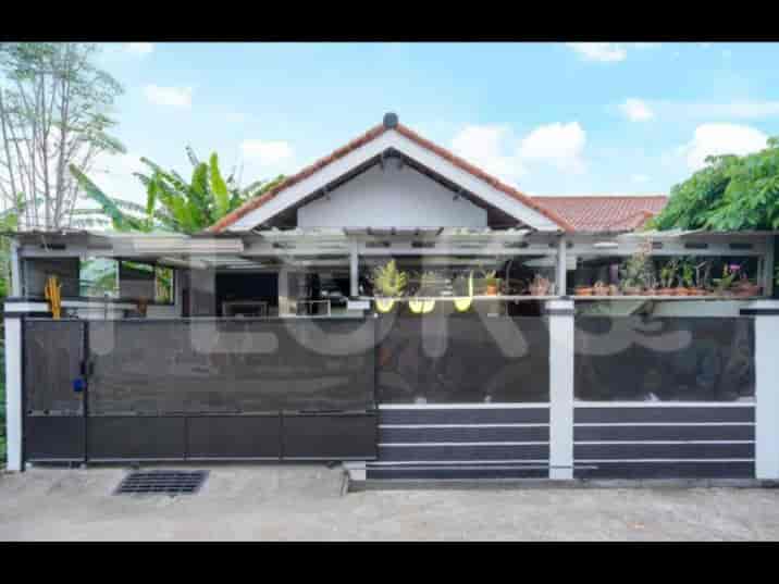 Dijual Rumah 3 BR, Luas 90 m2 di Sukatani - Depok, Depok - RHAS40b 1
