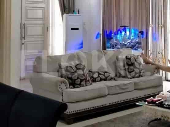 Disewakan Rumah 4 BR, Luas 360 m2 di Jl. Tegal Parang V No. 31, Mampang - RHA7b7 2
