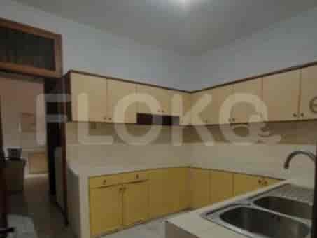 Dijual Rumah 3 BR, Luas 250 m2 di Komplek Lebak Bulus, Lebak Bulus - RHAS90c 5