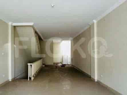 Dijual Ruko Luas 237 m2 di Jalan Green Lake City, Tangerang - RKSb91 1