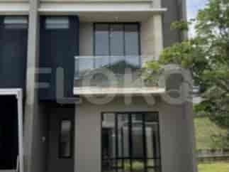 Dijual Rumah 4 BR, Luas 130 m2 di BSD, Tangerang - RHASd79 1