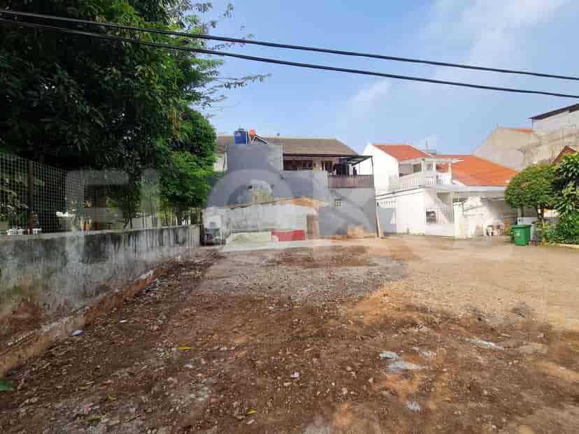 Dijual Tanah Luas 297 m2 di Jl Haji Ahmad No.40, Gandaria 1