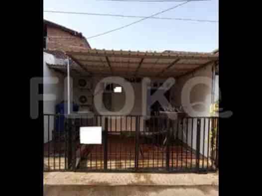 RHASf0e | House in Tangerang - Sale 1