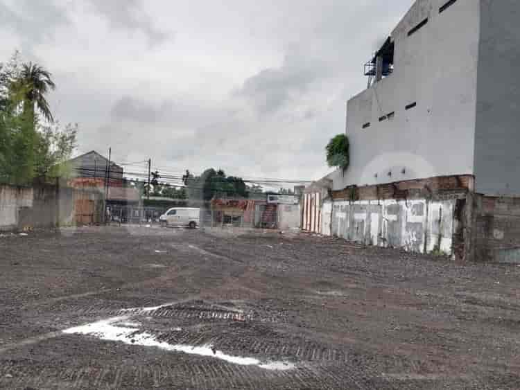 Disewakan Tanah Luas 1500 m2 di Jl Raya Imam Bonjol, Tangerang - TNR7ad 1