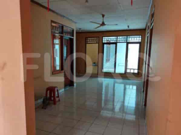 Dijual Rumah 4 BR, Luas 200 m2 di Cluster Mediteranian, Tangerang - RHAS19a 2