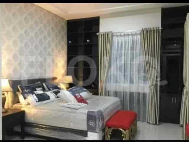 Disewakan Rumah 6 BR, Luas 350 m2 di Villa De Maja De Park - BSD, Tangerang - RHAaf9 3