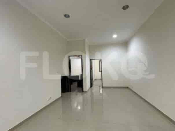 Disewakan Rumah 3 BR, Luas 200 m2 di Kebayoran Baru, Gandaria - RHAeca 2