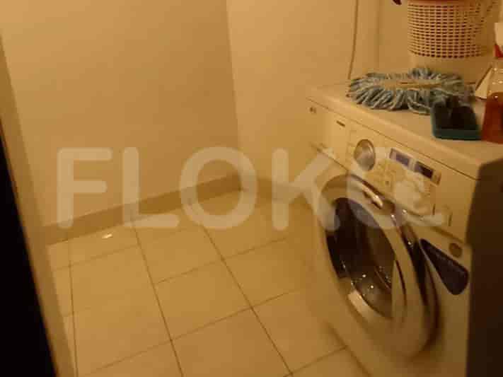 Laundry room with a washing machine.