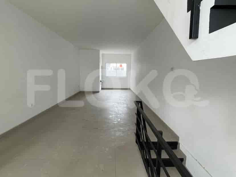 Dijual Ruko Luas 210 m2 di Tanjung Duren Raya, Tanjung Duren 3