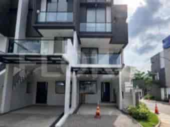 Disewakan Rumah 3 BR, Luas 150 m2 di Golf Island Pantai Indah Kapuk, Penjaringan - RHAd7e 1