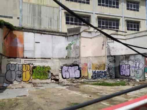 Dijual Tanah Luas 242 m2 di Jl Raya Daan Mogot, Daan Mogot - TNS8e0 1