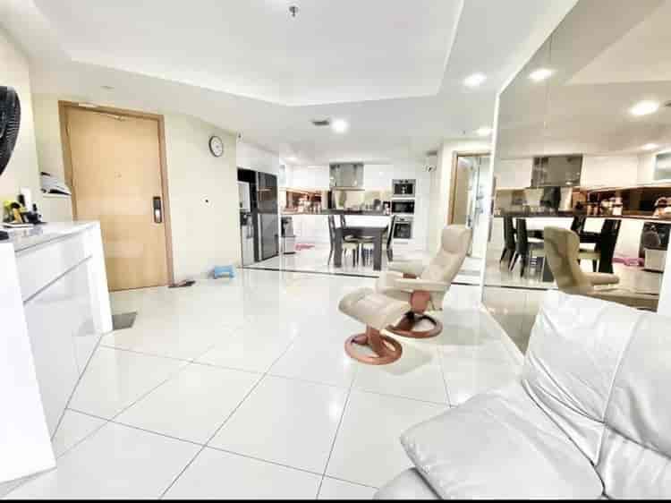 Apartemen 3BR Mewah Dijual - APAb22c8, Lantai Tinggi, The Mansion Kemayoran 2
