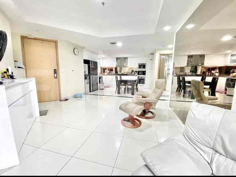 APAb22c8 37th Floor | 3BR Furnished Apartment Sale, Kemayoran 2