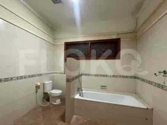 Disewakan Rumah 8 BR, Luas 500 m2 di Kebayoran Baru, Gandaria - RHAa02 6