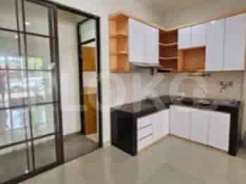 Dijual Rumah 2 BR, Luas 60 m2 di Green Lake City, Tangerang - RHAS6e9 4