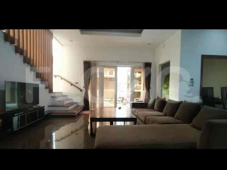 420 sqm, 4 BR house for rent in Pejaten Barat near to Kemang, Pejaten - RHA0f7 2