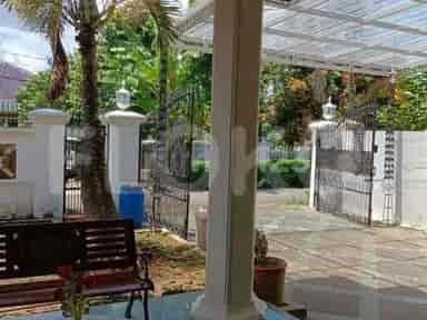 Disewakan Rumah 7 BR, Luas 650 m2 di Jalan Randu, Pasar Rebo - RHA86c 7