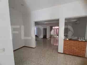 Disewakan Rumah 4 BR, Luas 300 m2 di Kebayoran baru, Blok M - RHAebf 4