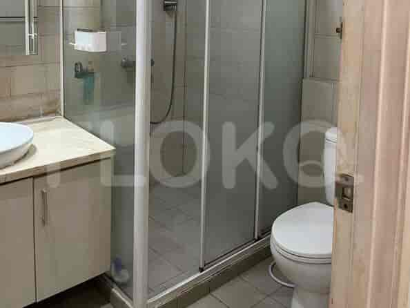 Tipe 2 Kamar Tidur di Lantai Menengah untuk disewakan di Thamrin Residence Apartemen - fthdba 4