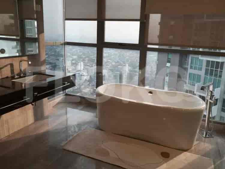 3 Bedroom on High Floor for Rent in Kemang Village Residence - fke2db 4