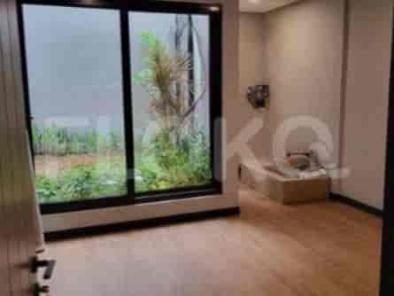 Dijual Rumah 4 BR, Luas 300 m2 di Serpong - Tangerang Selatan, Tangerang - RHASba4 5