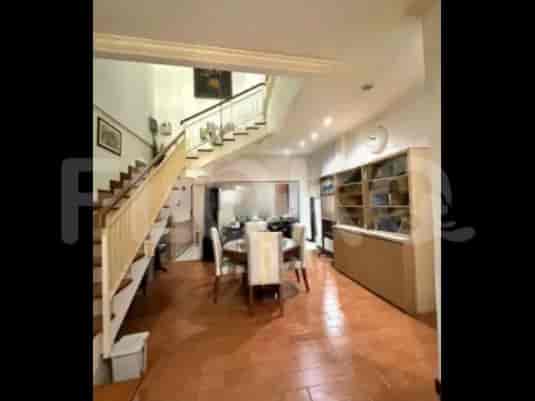 RHASaca | Rumah Dijual di Pondok Indah dengan 3KT & 2 Lantai 4