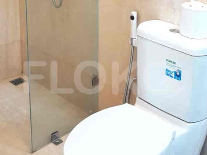Bathroom with sink and mirror.
