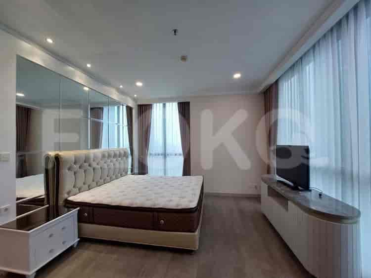 2 Bedroom on Middle Floor for Rent in Residence 8 Senopati - fsec3a 4