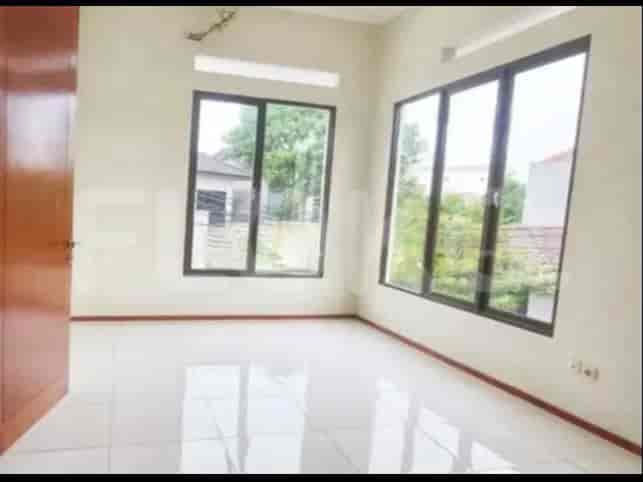 RHAS495 - House in Tangerang for Sale | 2 Floors 4
