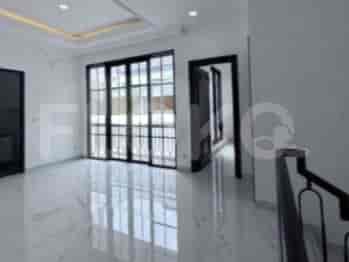 Dijual Rumah 4 BR, Luas 260 m2 di The Green BSD Serpong, Tangerang - RHAS984 3