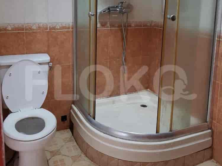 Tipe 3 Kamar Tidur di Lantai Rendah untuk disewakan di Taman Rasuna Apartemen - fku9e0 4