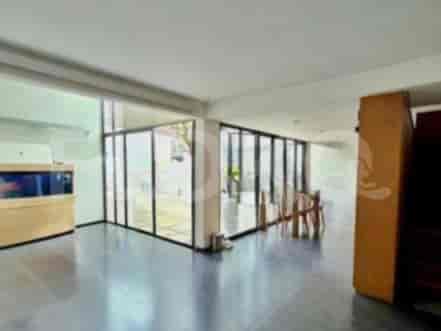 RHAS7a1, 3 Floors House in South Jakarta for Sale with Negotiable Price 1