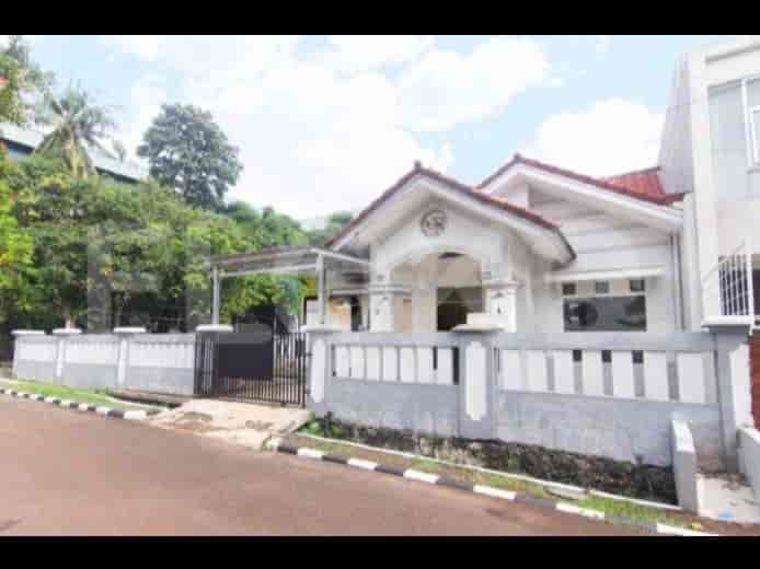 Dijual Rumah 4 BR, Luas 100 m2 di Tapos - Depok, Depok - RHAS67c 1