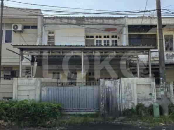 170 sqm, 2 BR house for sale in Taman Ratu, Kebon Jeruk - RHASf9d 1