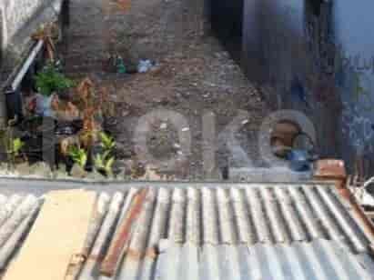 50 sqm, Land for Sale in Jl Gg Kartini no. 30 A , Cipinang - TNSe38 3