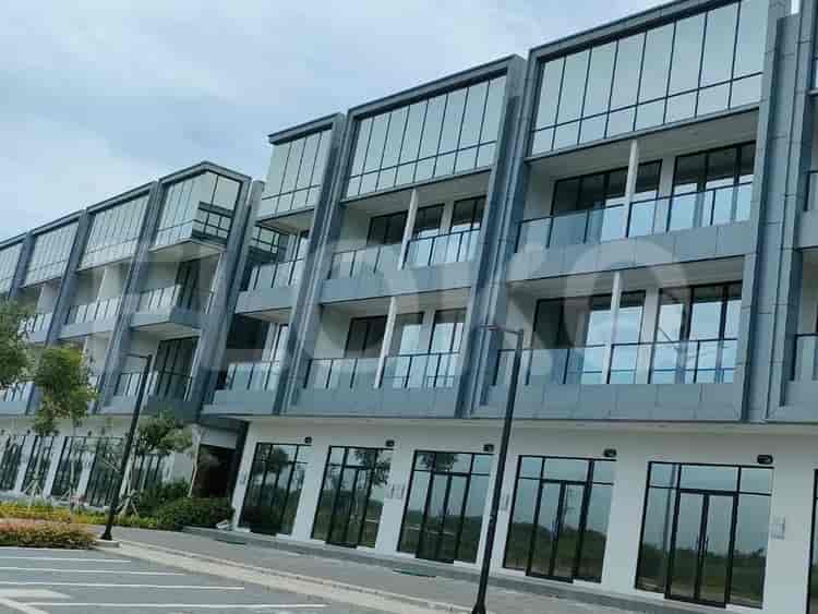 Dijual Ruko Luas 236 m2 di Jalan Pantai Indah Kapuk 2, Mega Kuningan - RKS868 2