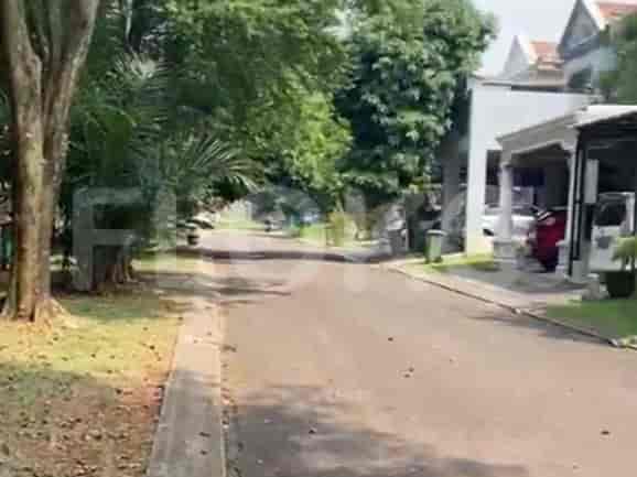 Dijual Tanah Luas 322 m2 di Jl Cluster Chrysant 2 BSD, BSD - TNSb66 3