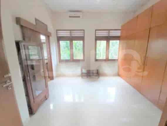450 sqm, 4 BR house for rent in Kemang Selatan, Kemang - RHA236 2