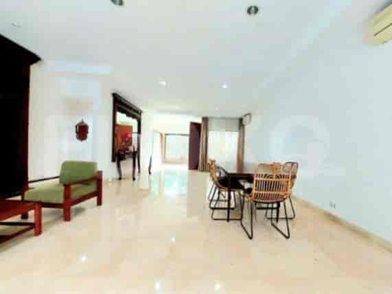 400 sqm, 4 BR house for rent in Jl. Kemang Selatan I, Kemang - RHAc4d 3