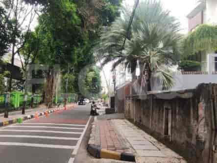 566 sqm, Land for Sale in Jl Raya Menteng, Menteng 3