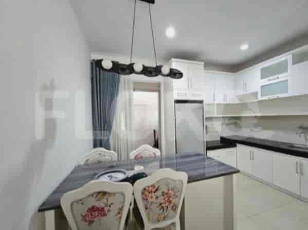 Disewakan Rumah 3 BR, Luas 120 m2 di Green Lake City, Cengkareng - RHAb72 5