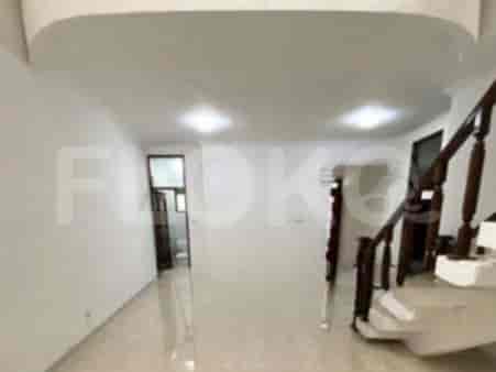 Disewakan Rumah 4 BR, Luas 275 m2 di Kebayoran Baru Area, Gandaria - RHA99d 2