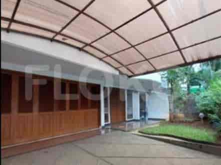 RHAS779, 2 Floors House in Pondok Indah for Sale | 4BR with Carport 1
