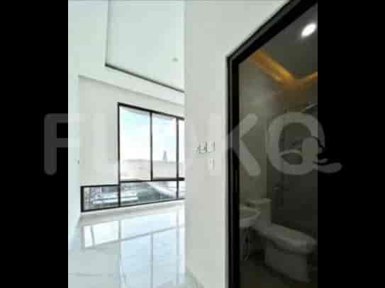 RHAS147, 3-Story House in Jakarta Selatan for Sale | Negotiable 3
