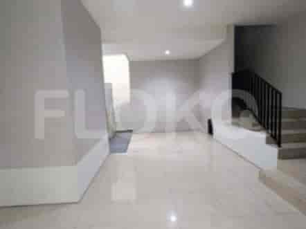 110 sqm, 2 BR house for rent in Citra Garden 6 Kalideres, Tangerang - RHA4d5 2