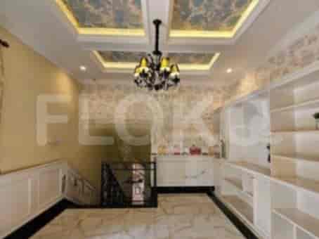 RHASee7 | Rumah di Tangerang Dijual dengan 2 Lantai & Carport 3