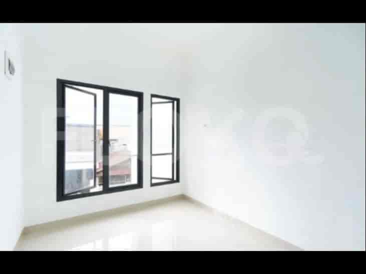 RHAS054, 2-Floor House in Puri Indah for Sale | Spacious 3BR 4